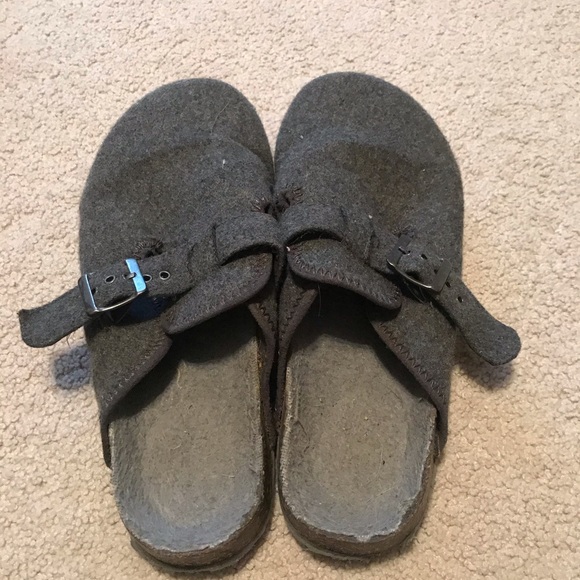 Clogs - Picture 2 of 2